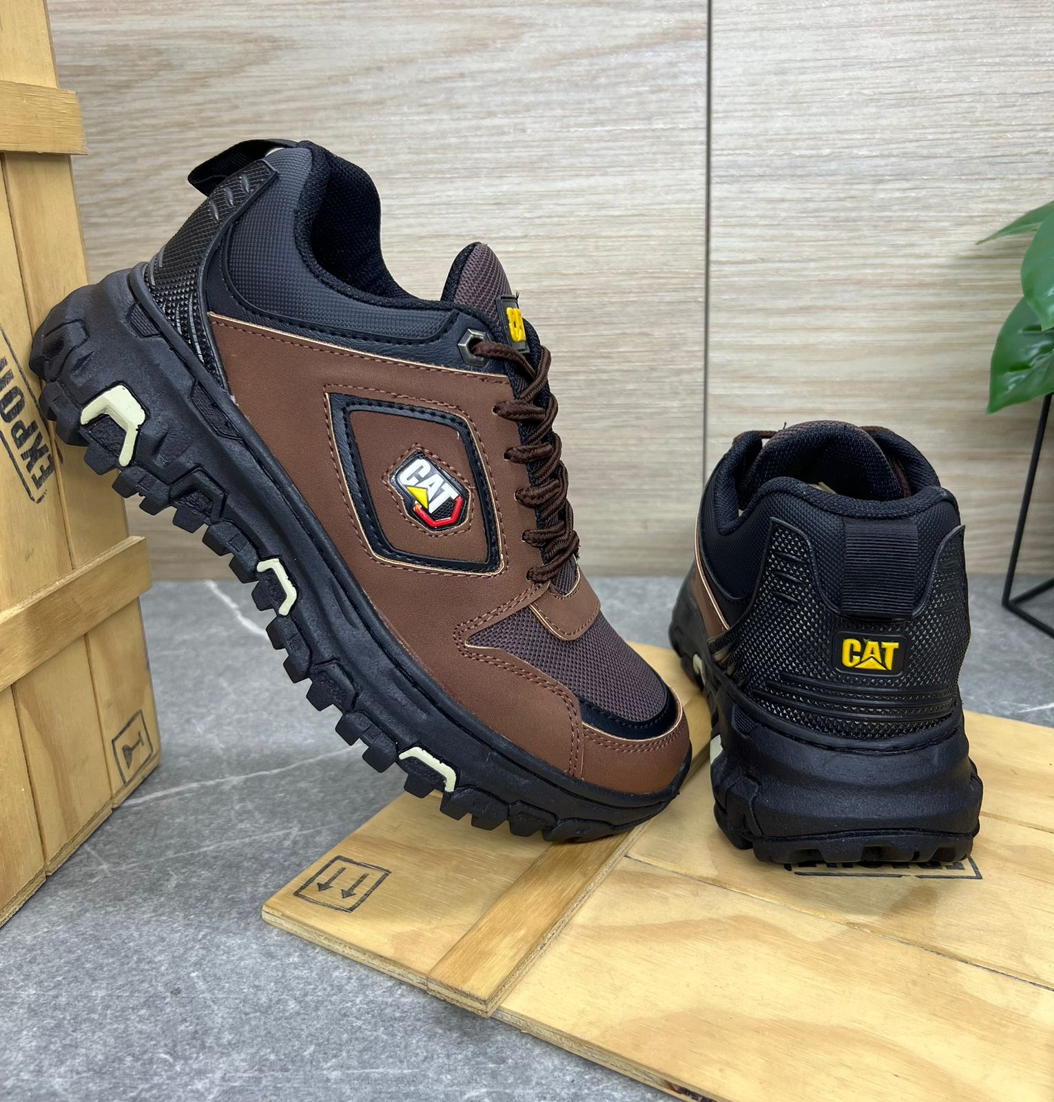 Vista 2 de ZAPATILLA CATERPILLAR TRACTOR